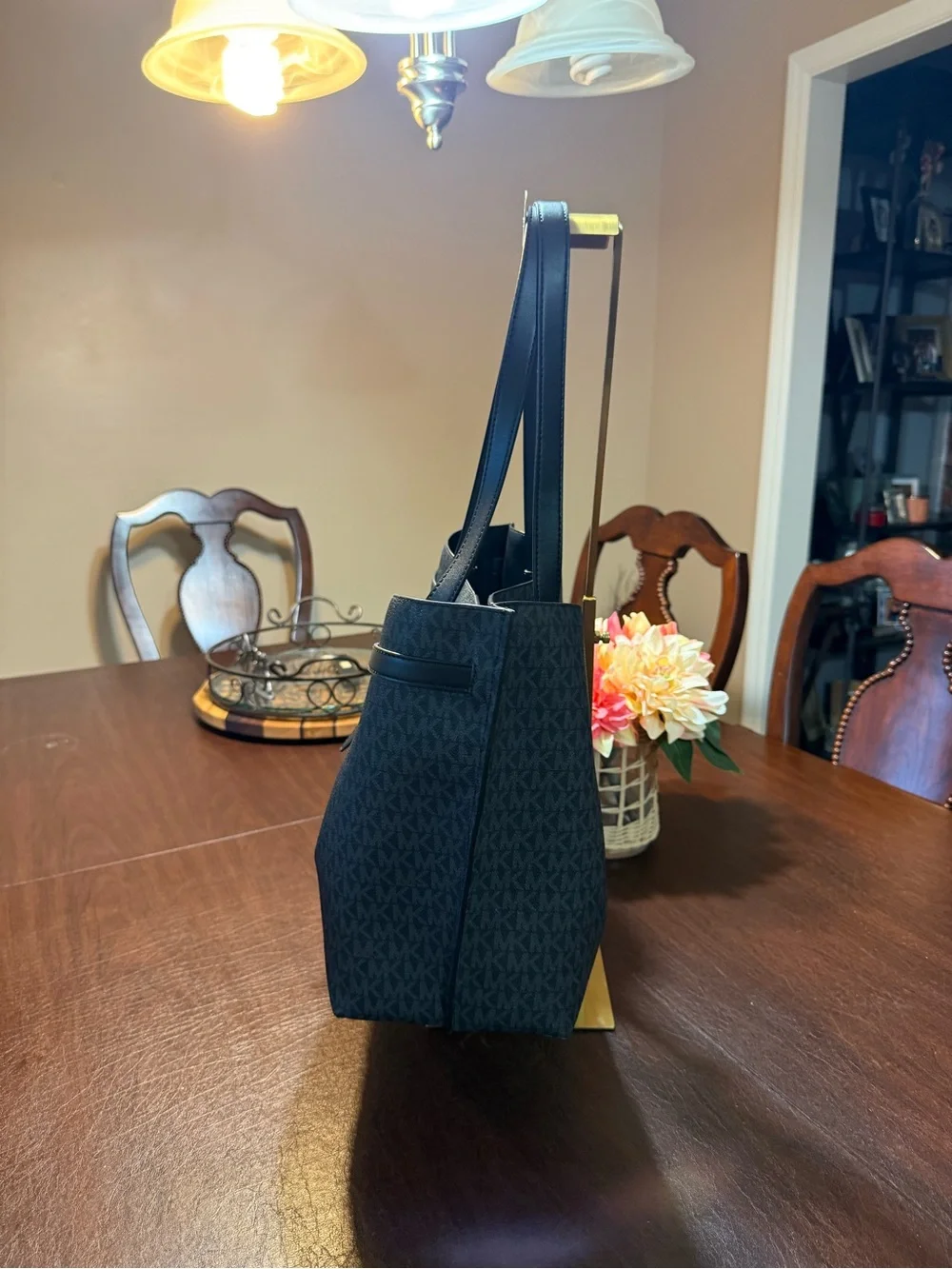 Michael Kors signature Emilia large black tote shoulder bag